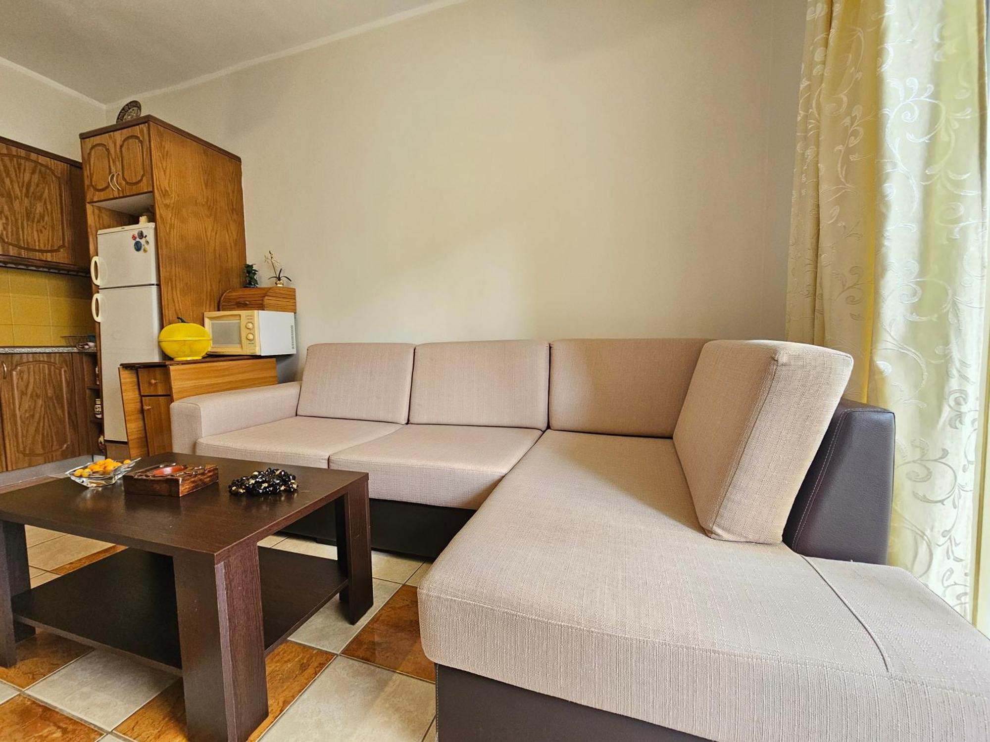 Leko * Sarandë